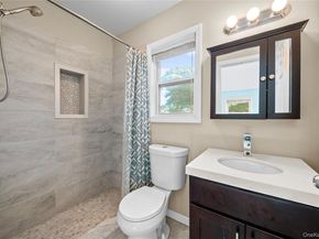80 Prince Road, Rocky Point NY 11778