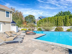 2 Max Way, Commack NY 11725