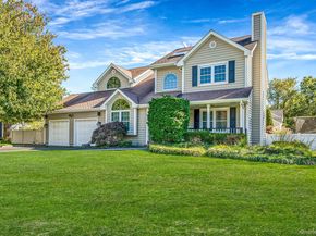 2 Max Way, Commack NY 11725