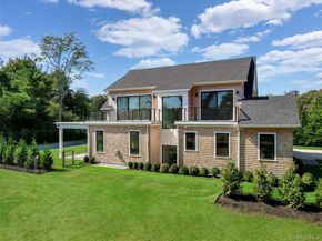 135 South Road, Westhampton NY 11977