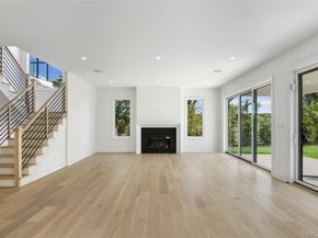 135 South Road, Westhampton NY 11977