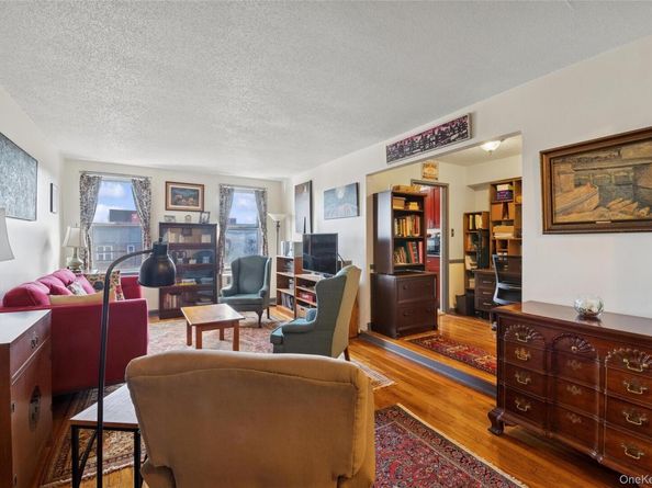 67-12 Yellowstone Boulevard G19, Forest Hills NY 11375