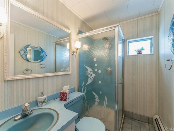 596 Foch Boulevard, Williston Park NY 11596