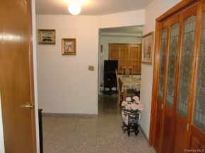 900 Vincent Avenue, Bronx NY 10465