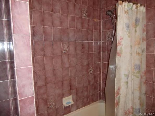 900 Vincent Avenue, Bronx NY 10465