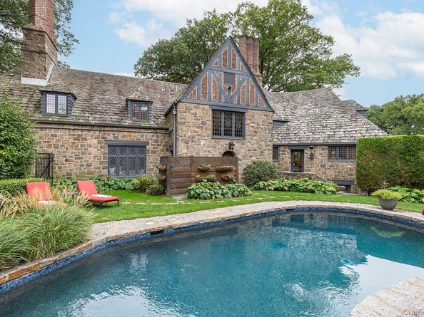 21 Hampshire Road, Bronxville NY 10708