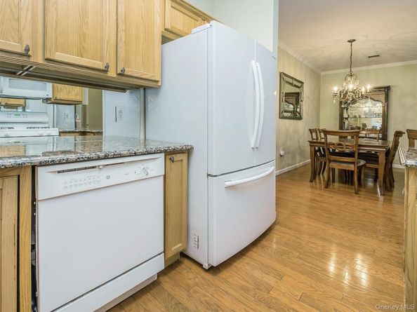 103 Pond View Drive, Port Washington NY 11050