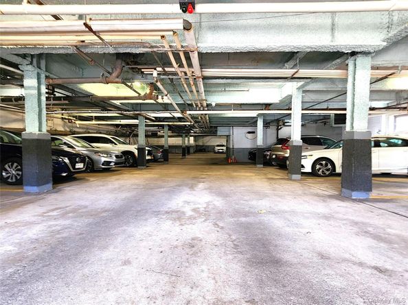 25 Park Place 3R, Great Neck Plaza NY 11021