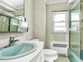 791 Caryl Street, Franklin Square NY 11010