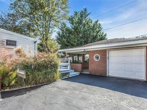 791 Caryl Street, Franklin Square NY 11010