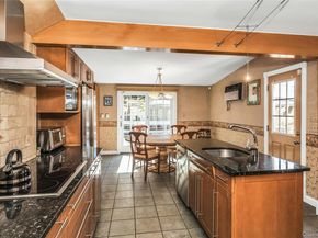 791 Caryl Street, Franklin Square NY 11010