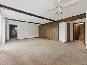 10 Gate Lane, West Islip NY 11795