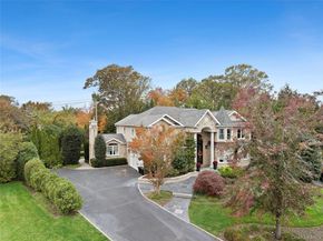 5 Schoolhouse Court, Oyster Bay NY 11771