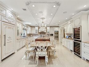 5 Schoolhouse Court, Oyster Bay NY 11771