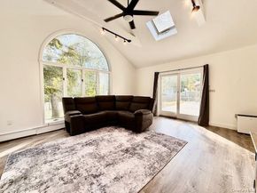 8 Fox Hollow Lane, Ridge NY 11961