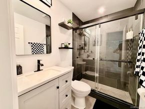 8 Fox Hollow Lane, Ridge NY 11961