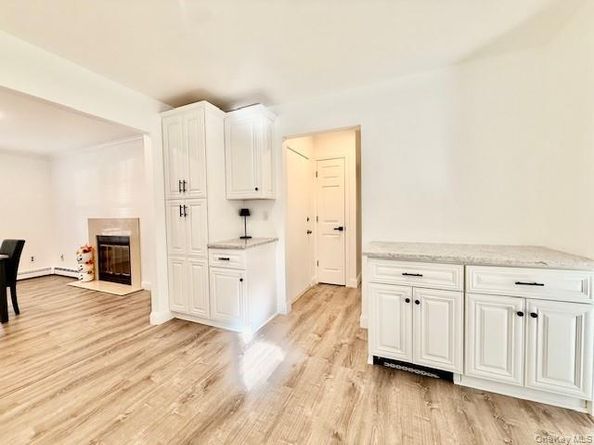 8 Fox Hollow Lane, Ridge NY 11961