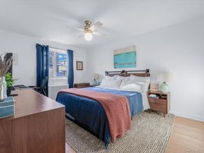 35-32 205th Street 279, Bayside NY 11361