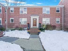 35-32 205th Street 279, Bayside NY 11361
