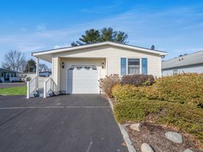2 Dogwood Lane, Manorville NY 11949