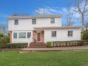 7 Spruce Court, Huntington NY 11743