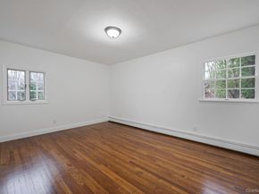 7 Spruce Court, Huntington NY 11743