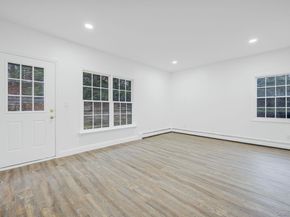 7 Spruce Court, Huntington NY 11743