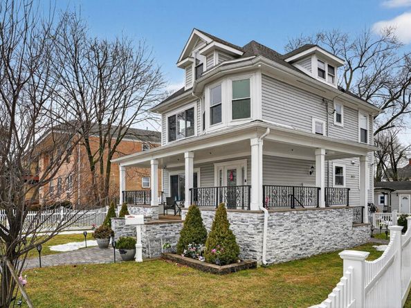 175 Hempstead Avenue, Lynbrook NY 11563