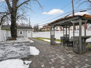 175 Hempstead Avenue, Lynbrook NY 11563