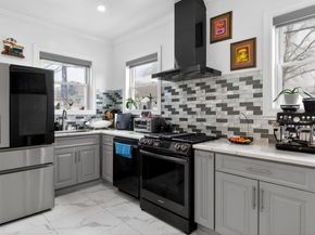 175 Hempstead Avenue, Lynbrook NY 11563