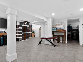 175 Hempstead Avenue, Lynbrook NY 11563