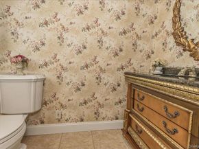 12 Bob O Link Lane, Northport NY 11768