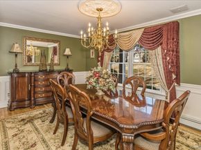 12 Bob O Link Lane, Northport NY 11768
