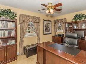 12 Bob O Link Lane, Northport NY 11768