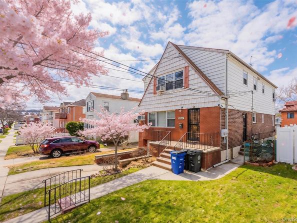 6124 228th Street, Oakland Gardens NY 11364