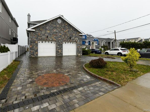 4563 Decatur Place, Island Park NY 11558