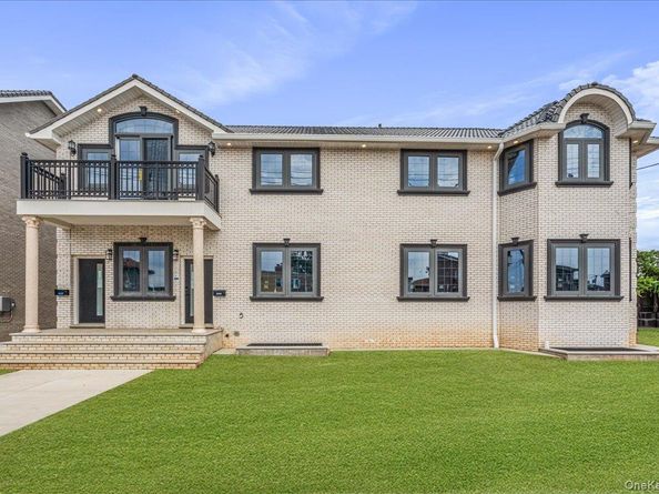 150-33 Hawtree Street, Ozone Park NY 11417