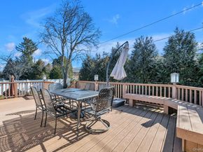 5 Hillvale Road, Syosset NY 11791