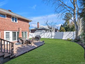 5 Hillvale Road, Syosset NY 11791