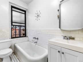 850 Saint Marks Avenue C4, Brooklyn NY 11213