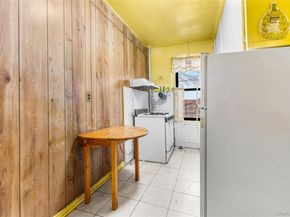 850 Saint Marks Avenue C4, Brooklyn NY 11213