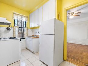 850 Saint Marks Avenue C4, Brooklyn NY 11213