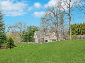 9 Strawberry Lane, Irvington NY 10533