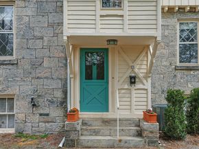 9 Strawberry Lane, Irvington NY 10533
