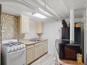 6063 Catalpa Avenue, Ridgewood NY 11385