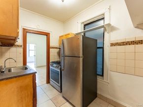 529 E. 12th Street C5, New York (Manhattan) NY 10009