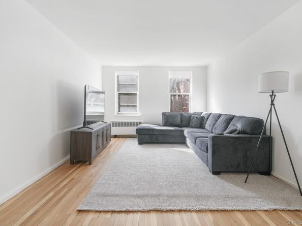 2 Louisiana Avenue 4H, Bronxville NY 10708
