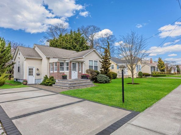 420 Albermarle Avenue, Bellmore NY 11710
