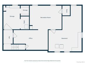 28 Dartmouth Drive, Smithtown NY 11787
