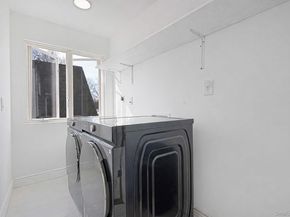 28 Vanderbilt Avenue, Babylon NY 11702